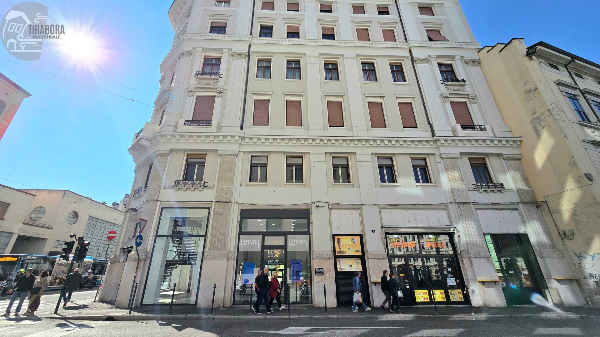 Il locazione - Locale commerciale - Passo Goldoni 1C - Trieste_8